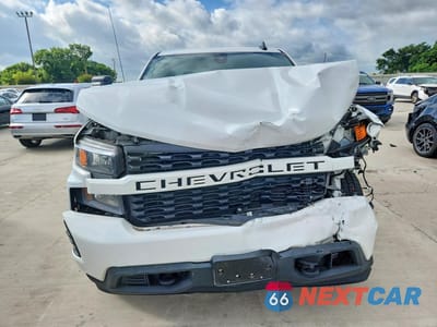 Piąte zdjęcie samochodu w środku: 2021 CHEVROLET SILVERADO K1500 CUSTOM VIN:3GCUYBEF5MG323240 - miniatura