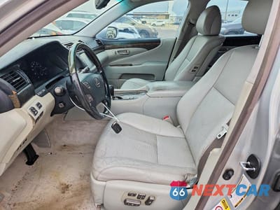 Zdjęcie 7 z 12 samochodu: 2007 LEXUS LS 460 VIN:JTHBL46F075029397 - miniatura
