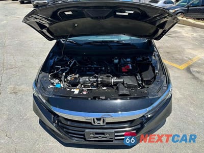 Zdjęcie 8 z 10 samochodu: 2018 HONDA ACCORD TOURING VIN:1HGCV1F97JA085040 - miniatura