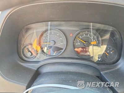 Zdjęcie 9 z 13 samochodu: 2015 JEEP PATRIOT SPORT VIN:1C4NJPBB3FD171367 - miniatura