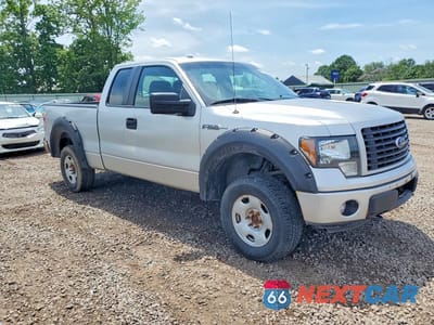 Czwarte zdjęcie samochodu z boku: 2014 FORD F150 SUPER CAB VIN:1FTFX1EF2EFB58532 - miniatura