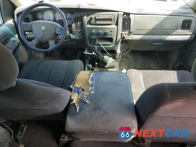 Zdjęcie 8 z 13 samochodu: 2004 DODGE RAM 3500 ST VIN:3D7LU38674G136709 - miniatura