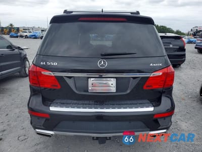 Zdjęcie 6 z 13 samochodu: 2015 MERCEDES-BENZ GL 550 4MATIC VIN:4JGDF7DE5FA456010 - miniatura