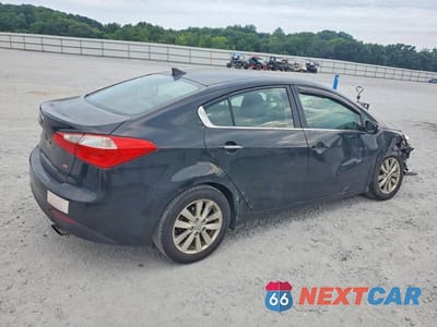 Trzecie zdjęcie samochodu z tyłu: 2015 KIA FORTE EX VIN:KNAFX4A81F5379200 - miniatura
