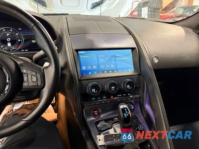 Zdjęcie 6 z 10 samochodu: 2023 JAGUAR F-TYPE R DYNAMIC VIN:SAJD85EE4PCK80432 - miniatura