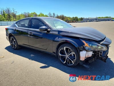 Czwarte zdjęcie samochodu z boku: 2023 NISSAN ALTIMA SR VIN:1N4BL4CW5PN399482 - miniatura