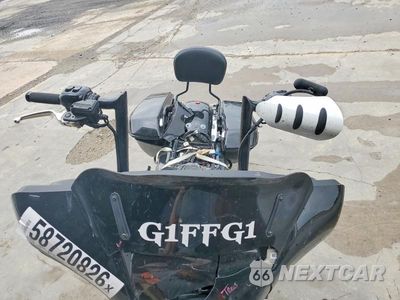 Piąte zdjęcie samochodu w środku: 2024 HARLEY-DAVIDSON FLHX VIN:1HD1KB71XRB648065 - miniatura