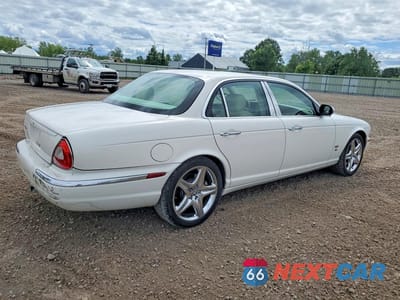 Trzecie zdjęcie samochodu z tyłu: 2006 JAGUAR XJR VIN:SAJWA73C96TH03632 - miniatura