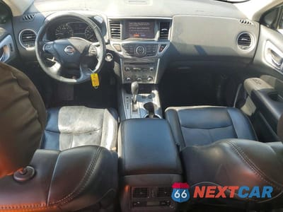Zdjęcie 8 z 13 samochodu: 2019 NISSAN PATHFINDER SL VIN:5N1DR2MN3KC600128 - miniatura