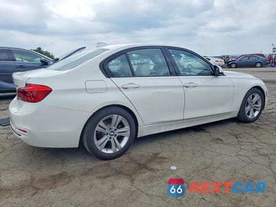 Trzecie zdjęcie samochodu z tyłu: 2016 BMW 328 XI SULEV VIN:WBA8E3G59GNT77797 - miniatura