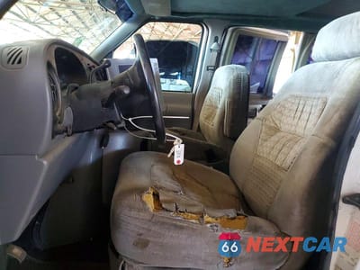 Zdjęcie 7 z 12 samochodu: 1998 FORD ECONOLINE E150 VAN VIN:1FDRE1427WHB23455 - miniatura