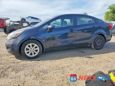 2015 KIA RIO LX KNADM4A32F6517647 - główne zdjęcie licytacji z USA - miniatura