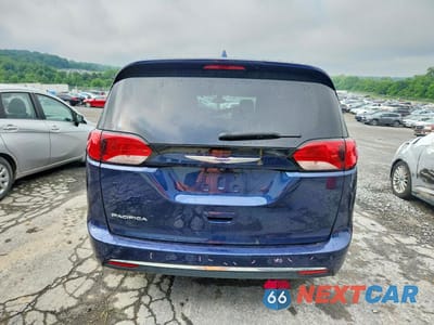 Zdjęcie 6 z 13 samochodu: 2019 CHRYSLER PACIFICA TOURING L VIN:2C4RC1BG1KR561041 - miniatura