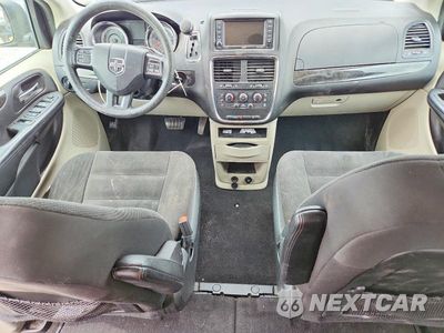Zdjęcie 8 z 12 samochodu: 2018 DODGE GRAND CARAVAN SE VIN:2C4RDGBGXJR296716 - miniatura