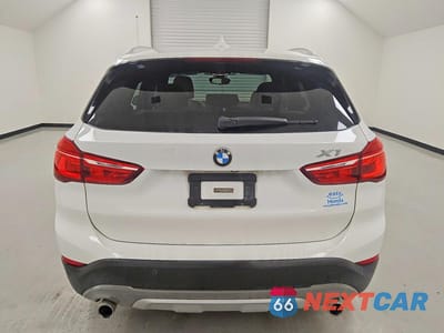 Zdjęcie 6 z 12 samochodu: 2018 BMW X1 SDRIVE28I VIN:WBXHU7C38J5H39715 - miniatura