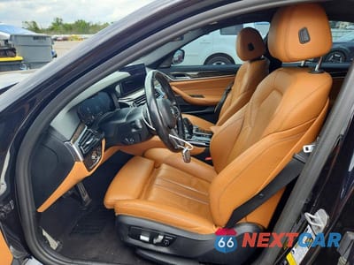Zdjęcie 7 z 12 samochodu: 2021 BMW 530 XI VIN:WBA13BJ05MWX02434 - miniatura