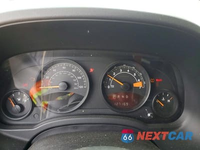 Zdjęcie 9 z 13 samochodu: 2016 JEEP PATRIOT SPORT VIN:1C4NJPBB3GD547339 - miniatura