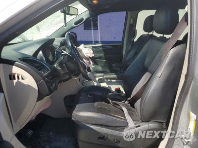 Zdjęcie 7 z 12 samochodu: 2017 DODGE GRAND CARAVAN SXT VIN:2C4RDGCG2HR865213 - miniatura