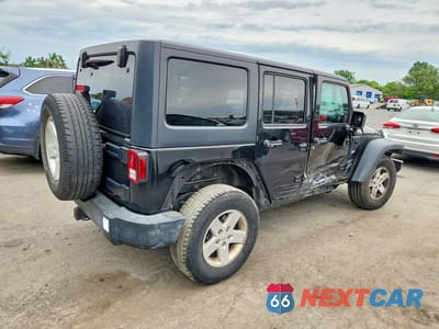 Trzecie zdjęcie samochodu z tyłu: 2017 JEEP WRANGLER UNLIMITED SPORT VIN:1C4BJWDG1HL696927 - miniatura