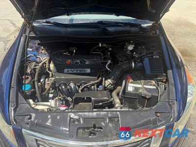 Zdjęcie 7 z 10 samochodu: 2008 HONDA ACCORD LXP VIN:1HGCP26418A085775 - miniatura