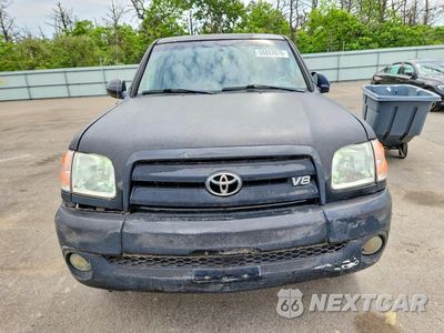 Piąte zdjęcie samochodu w środku: 2004 TOYOTA TUNDRA VIN:5TBDT48184S434949 - miniatura