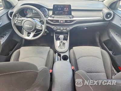 Zdjęcie 8 z 13 samochodu: 2024 KIA FORTE LXS VIN:3KPF24ADXRE752483 - miniatura
