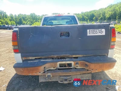 Zdjęcie 6 z 12 samochodu: 2005 CHEVROLET SILVERADO C3500 VIN:1GCJC39275E318855 - miniatura