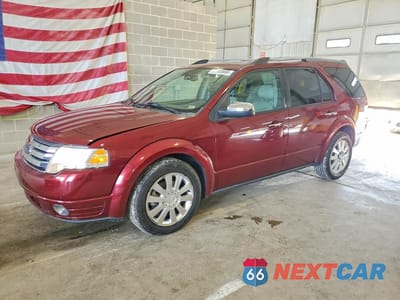 2008 FORD TAURUS X LIMITED 1FMDK03W18GA01135 - główne zdjęcie licytacji z USA - miniatura