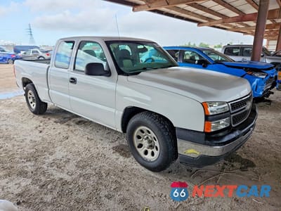 Czwarte zdjęcie samochodu z boku: 2006 CHEVROLET SILVERADO C1500 VIN:1GCEC19X46Z106054 - miniatura