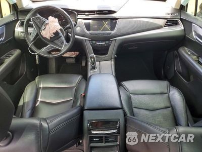 Zdjęcie 8 z 14 samochodu: 2018 CADILLAC XT5 PREMIUM LUXURY VIN:1GYKNFRS6JZ117896 - miniatura