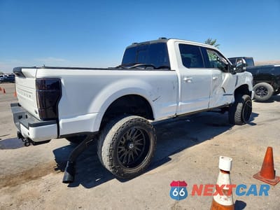 Trzecie zdjęcie samochodu z tyłu: 2020 FORD F350 SUPER DUTY VIN:1FT8W3BT2LEC07782 - miniatura