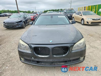 Piąte zdjęcie samochodu w środku: 2011 BMW 750 LXI VIN:WBAKC8C57BC434422 - miniatura