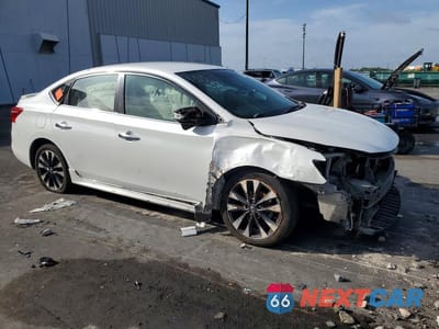 Czwarte zdjęcie samochodu z boku: 2017 NISSAN SENTRA SR VIN:3N1AB7AP5HY243603 - miniatura