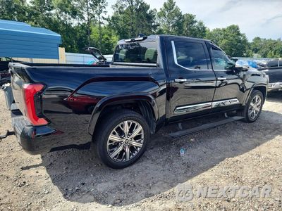 Trzecie zdjęcie samochodu z tyłu: 2023 TOYOTA TUNDRA CREWMAX CAPSTONE VIN:5TFVC5DBXPX023891 - miniatura