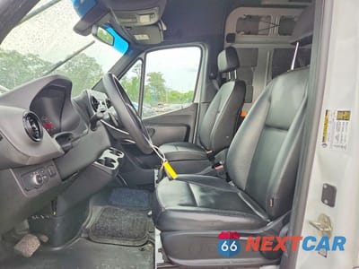 Zdjęcie 7 z 13 samochodu: 2022 MERCEDES-BENZ SPRINTER 2500 DELIVERY VAN VIN:W1Y4ECHY2NT097900 - miniatura