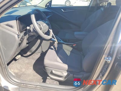 Zdjęcie 7 z 12 samochodu: 2026 KIA NIRO LX VIN:KNDCP3LE5T5322738 - miniatura