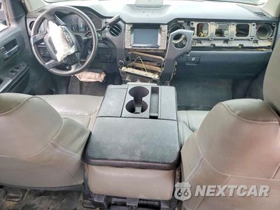 Zdjęcie 8 z 12 samochodu: 2021 TOYOTA TUNDRA SR VIN:5TFUY5F19MX972524 - miniatura