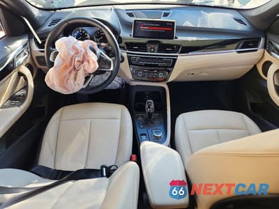 Zdjęcie 8 z 13 samochodu: 2020 BMW X1 XDRIVE28I VIN:WBXJG9C00L3L17721 - miniatura