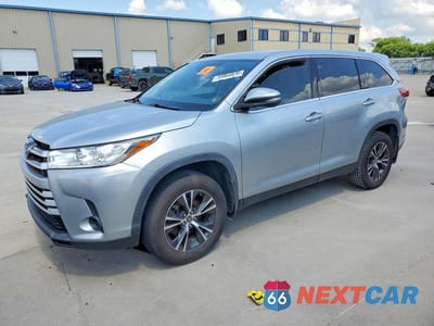 2019 TOYOTA HIGHLANDER LE 5TDZZRFH2KS369604 - główne zdjęcie licytacji z USA - miniatura