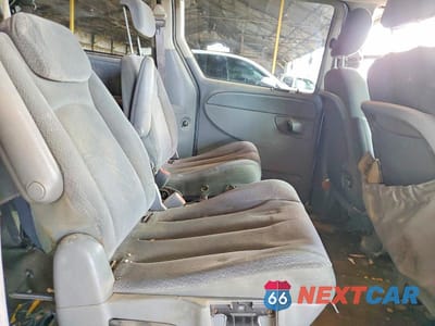 Zdjęcie 11 z 13 samochodu: 2005 DODGE GRAND CARAVAN SXT VIN:2D4GP44L95R244896 - miniatura