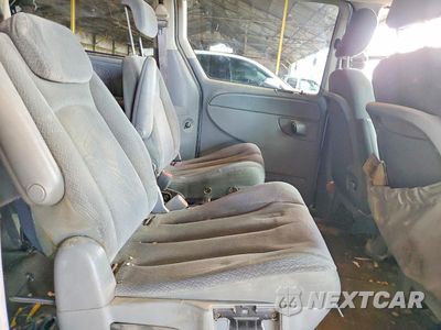 Zdjęcie 11 z 13 samochodu: 2005 DODGE GRAND CARAVAN SXT VIN:2D4GP44L95R244896 - miniatura