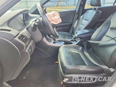 Zdjęcie 19 z 39 samochodu: 2017 HONDA ACCORD SPORT SPECIAL EDITION VIN:1HGCR2F15HA053038 - miniatura