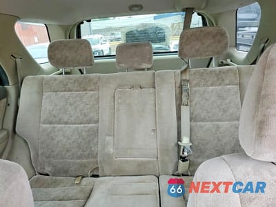 Zdjęcie 10 z 13 samochodu: 2004 KIA SORENTO LX VIN:KNDJD733945233438 - miniatura