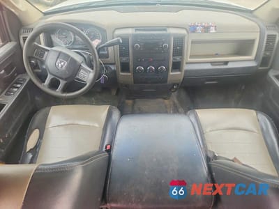 Zdjęcie 8 z 12 samochodu: 2012 DODGE RAM 5500 ST VIN:3C7WDMFL7CG224554 - miniatura