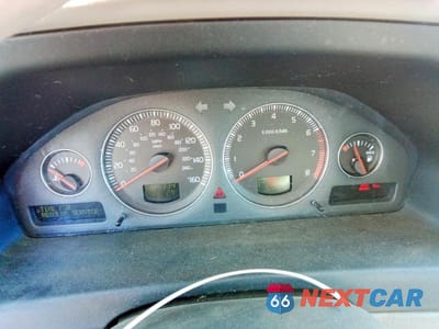 Zdjęcie 9 z 13 samochodu: 2004 VOLVO XC70 VIN:YV1SZ59H841136424 - miniatura