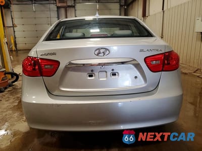 Zdjęcie 6 z 13 samochodu: 2010 HYUNDAI ELANTRA GLS VIN:KMHDU4AD8AU863469 - miniatura