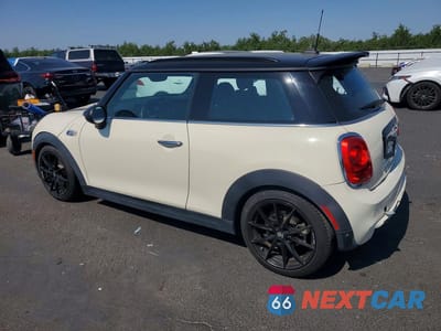 Drugie zdjęcie samochodu z przodu: 2018 MINI COOPER S VIN:WMWXP7C58J2C62297 - miniatura