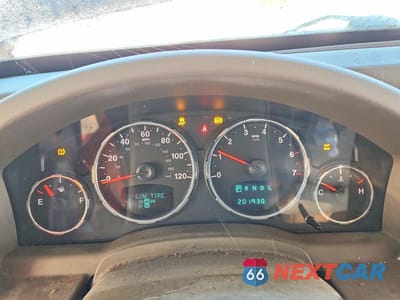 Zdjęcie 9 z 13 samochodu: 2008 JEEP LIBERTY LIMITED VIN:1J8GN58K58W199650 - miniatura