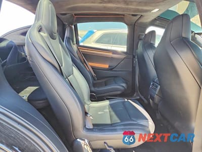 Zdjęcie 11 z 14 samochodu: 2018 TESLA MODEL X VIN:5YJXCBE23JF100107 - miniatura