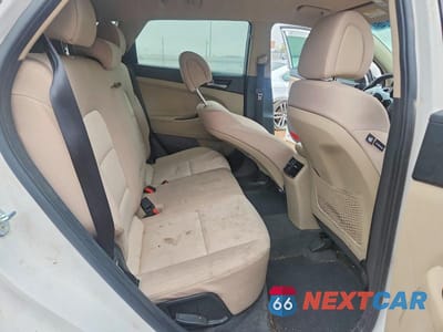 Zdjęcie 10 z 12 samochodu: 2017 HYUNDAI TUCSON SPORT VIN:KM8J3CA26HU369510 - miniatura